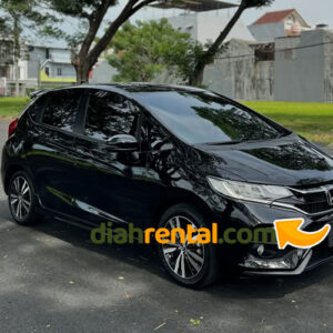 Harga Sewa Mobil Honda Jazz di Semarang Turun 10% Bebas Pilih Dengan Sopir Atau Lepas Kunci